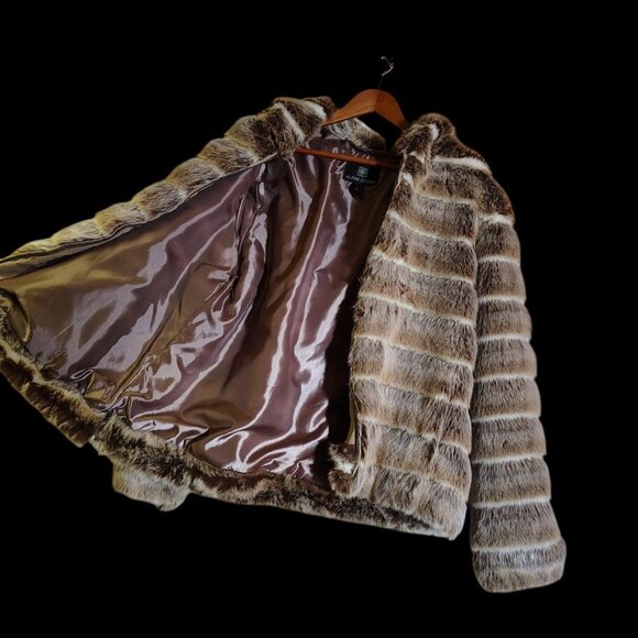 Alpine Studio Coat, Size XL - Picture 3 of 4